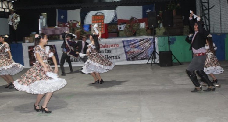 En ambiente familiar y con gran concurrencia se vivió el bingo de los Criadores de Concepción