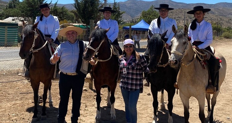 Muestra de ejemplares, barrilete y Escuadra Mujeres del Limarí tuvo