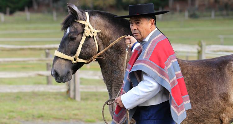 Claudio Hernández arribó al Criadero Santa Toñita y Doña Josefa: 