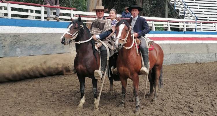 Rocío de Luna lució su caballada nueva y alcanzó el requisito