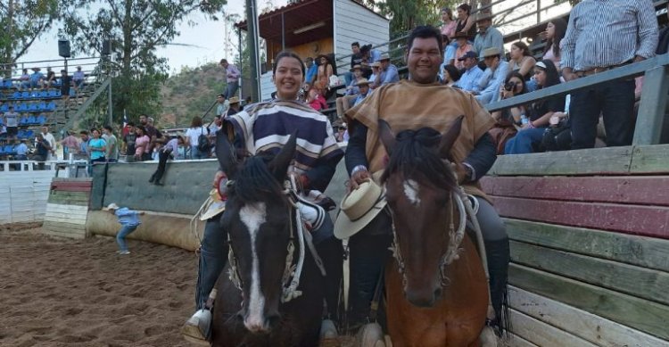 Monserrat Fuentes y Francisco Reyes conquistaron el Interasociaciones de Cardenal Caro