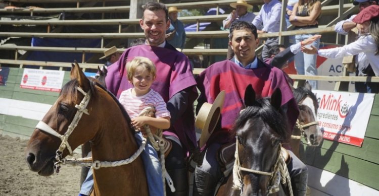 Alcalde y Ordóñez se llevaron la de Caballos con una collera a la que le ponen fichas