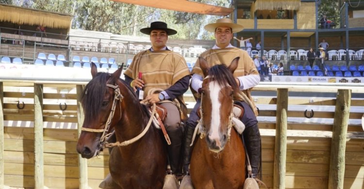 Sebastián Caro y Roberto Pavez hicieron de las suyas en la Serie Caballos de San Clemente