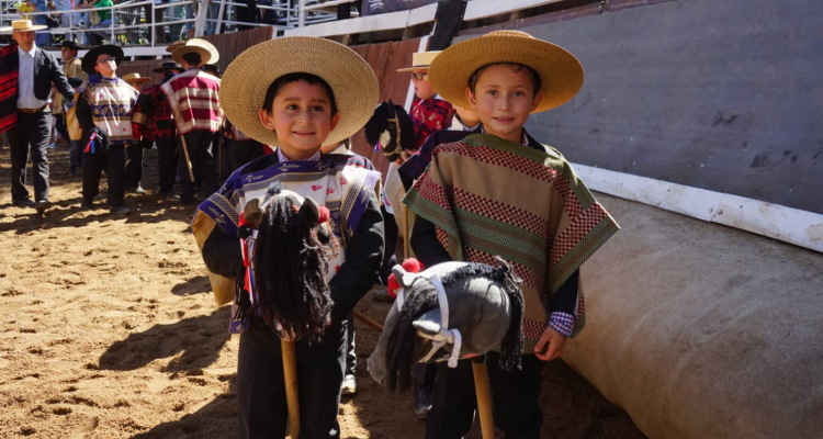 Gastón Salazar y Agustín Lara fueron los campeones de la Serie Caballito de Palo en San Carlos