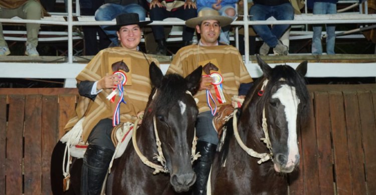 Yeny Troncoso marcó un nuevo hito para las mujeres tras premiar al Campeonato Nacional