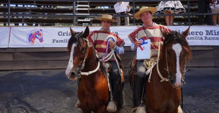 Villela y Contesse se impulsaron con una carrera perfecta para ganar la Serie Caballos