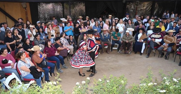 Partió la presentación de las parejas del II Campeonato Nacional de Cueca Huasa