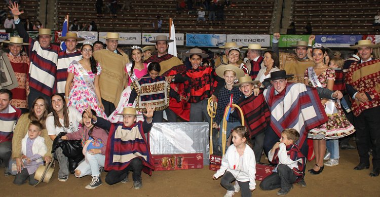 Emiliano Ruiz y Nicolás Barros: 