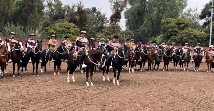 [Fotos] Santiago Oriente homenajeó a los segundos campeones de Chile ...