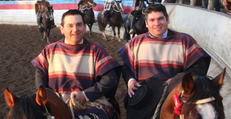 Arredondo y Almendras abrocharon potente triunfo en el rodeo de Cauquenes