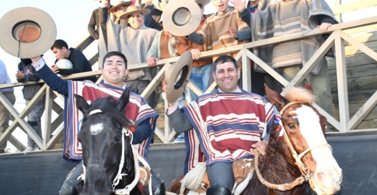 Zamora y Aguilera impusieron calidad en desempate y celebraron en La Ligua