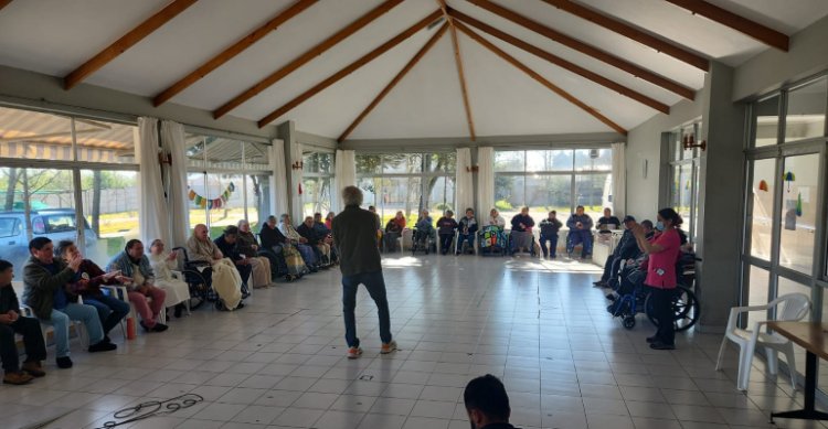 Asociación Aguanegra realizó potente donación a hogares del Desafío Levantemos Chile