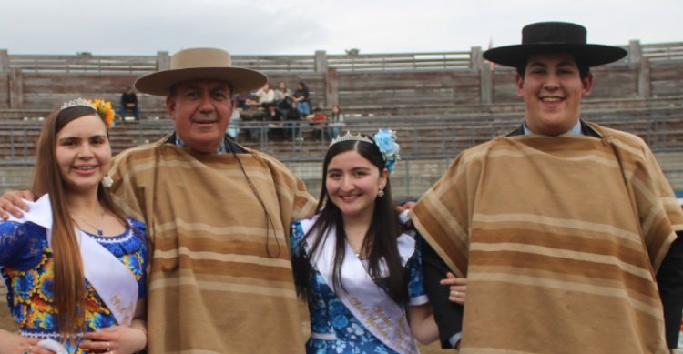 Los Corvalán impulsaron a Santa Bernadita en rodeo de Yerbas Buenas