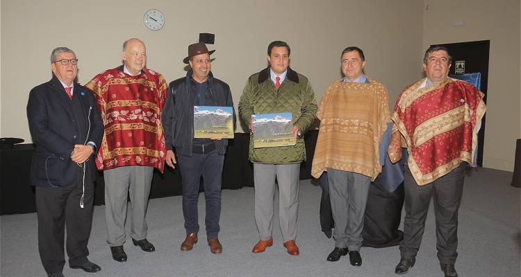 Parte a Marruecos delegación de Criadores invitados por Asociación del Caballo Bereberer y Arabe-Bereberer