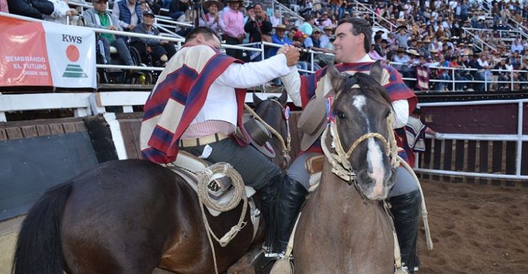 Benjamín García y Miguel Parra: Siempre soñamos correr la Final de Chile