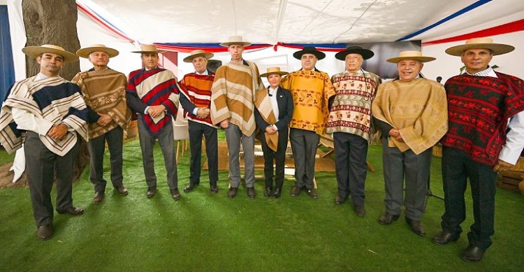 La Carpa del Huaso: un espacio para celebrar la hermandad entre el rodeo y la crianza