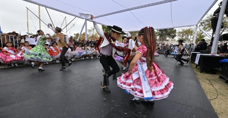 El Cuecazo Monumental y un gran nivel de competencia destacaron en el Campeonato Nacional de Cueca Huasa