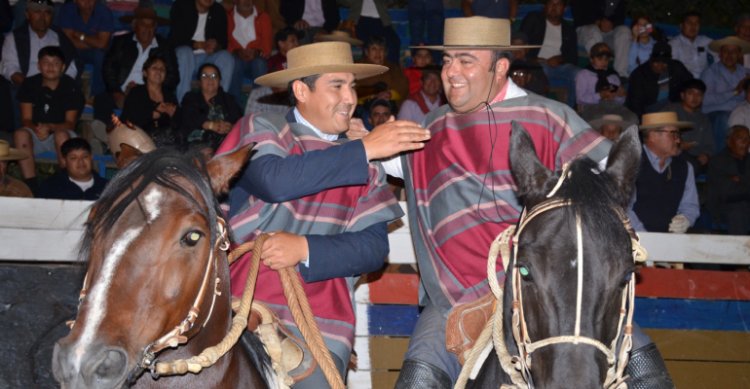 Agua de los Campos vivió un domingo lleno de gloria en Salamanca