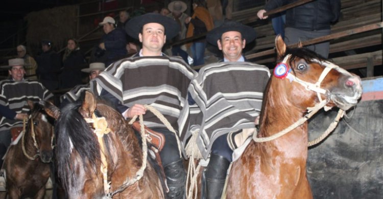 Robles y Ruiz ganaron rodeo del Club Hualqui y pasarán