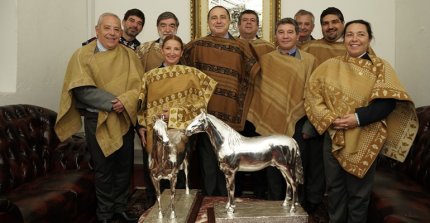 Federación de Criadores presentó premios 80 Años de Finales Nacionales