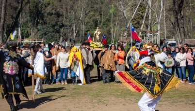 Una tremenda participación tuvo peregrinación de la Virgen del Carmen y celebración del Día del Campesino en Paine