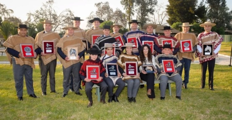 Quillota tuvo una masiva premiación tras