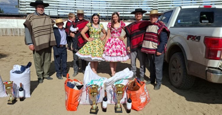 Nicolás Barros y José Antonio de la Jara se lucieron en rodeo del Club San José de Maipo