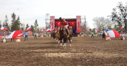 Escuadra Palmas de Peñaflor tiene cargada agenda para Fiestas Patrias