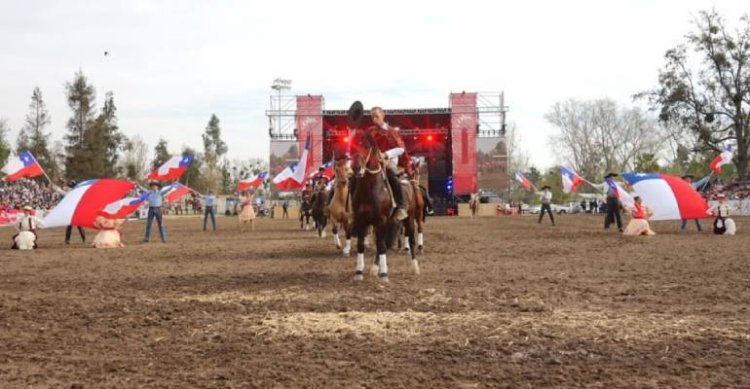 Escuadra Palmas de Peñaflor tiene cargada agenda para Fiestas Patrias