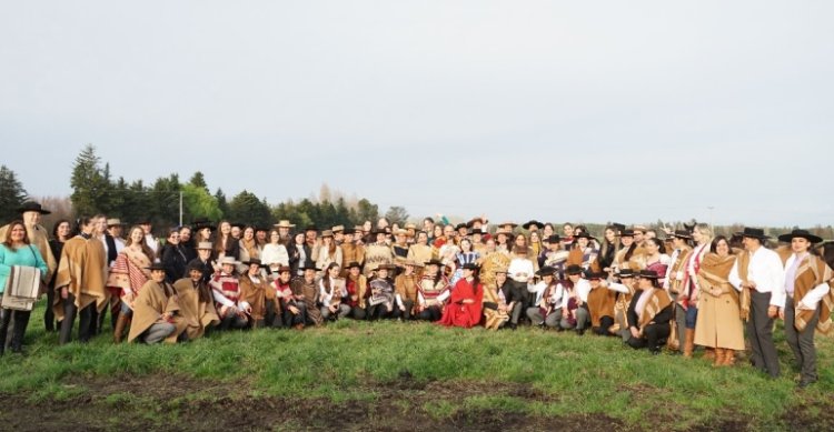 Con enorme convocatoria se desarrolló Encuentro de las Mujeres por las Tradiciones Chilenas