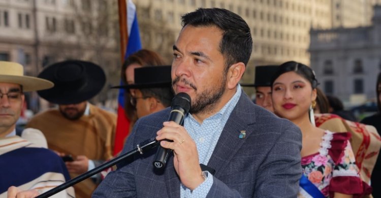 Rodrigo Contreras, nuevo presidente de AMUR: