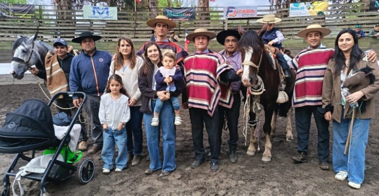 Guillermo Henríquez y Nicolás Álvarez se lucieron en Fiestas Patrias con triunfo en San Vicente de Tagua-Tagua