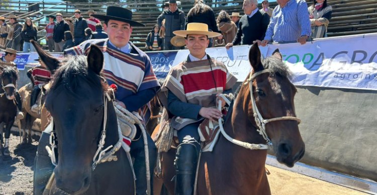 Soza y Bozo fueron los primeros en festejar en el Campeonato Nacional Escolar