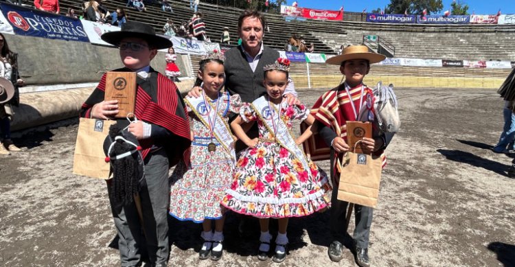Gómez y Espinosa mostraron categoría en la Serie Caballitos de Palo del Escolar