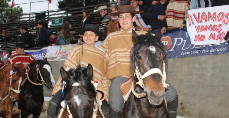 Corvalán y Domínguez, Vicecampeones del Escolar: 