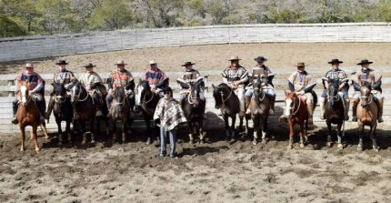 Club Río Verde celebró sus 50 años con un emotivo homenaje a su fundador Arturo Ramírez Urzúa