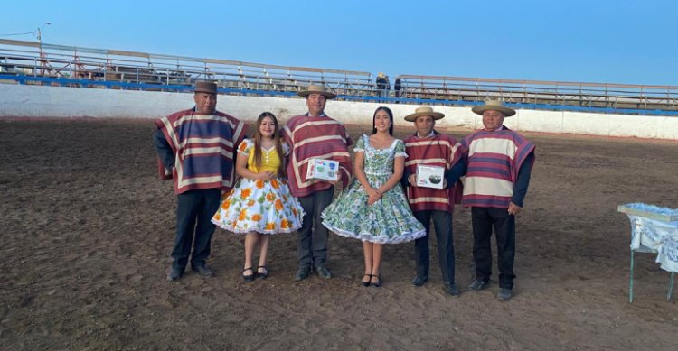 Marcelo Moyano y sus dos colleras completas: 