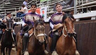 Sáez y Sandoval se lucieron al cierre para ganar la Tercera Libre en San Carlos