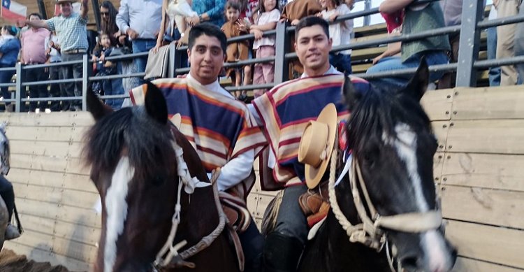 Córdova y Lizana completaron en la inauguración de la Medialuna del Parque Criollo