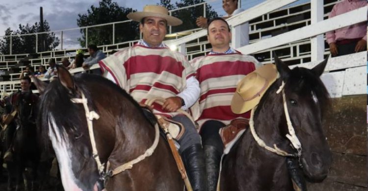 Germán Robles y Roberto Zúñiga tuvieron especial victoria en rodeo del Club Santa Fe