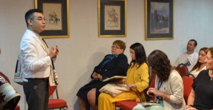 Claudio Aravena y "cumbre" con Chamanteras: Este oficio para los huasos es un arte y queremos protegerlo