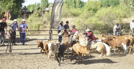 Yumbel tuvo impresionante participación y ambiente en su fecha de funcionalidad