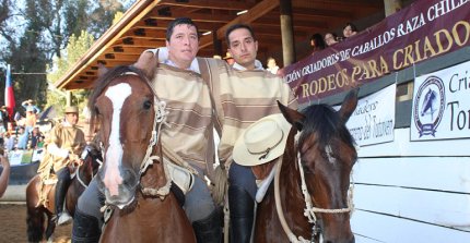 Contesse y Bustos: "Con el pecho bien en alto nos vamos"