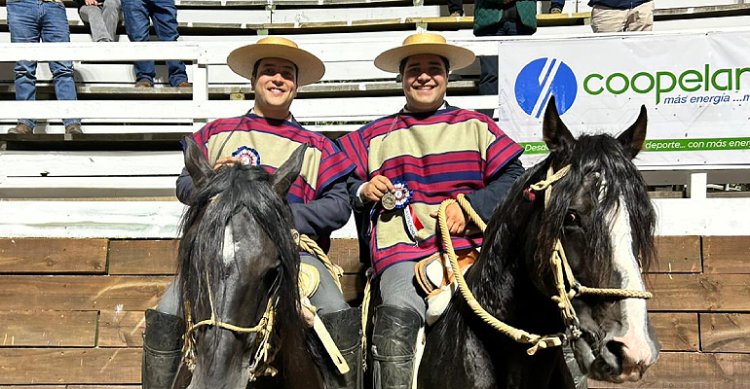 Los Barrientos fueron los más bravos y atajadores de la Serie Potros en la Socabío