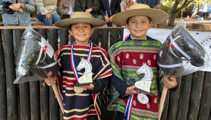 Una emocionante Serie Caballito de Palo llenó de ambiente familiar el Clasificatorio Centro