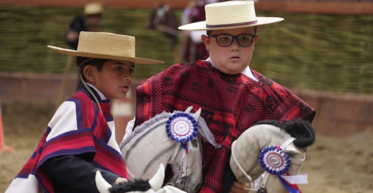 Serie Caballito de Palo del Champion de Chile: Un gran atractivo para grandes y chicos