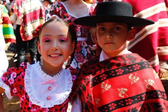 El Gran Cuecazo Monumental se vivió con gran alegría en el corazón de Rancagua