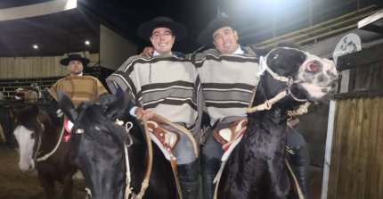 Levis y Francisco Lineros dedicaron victoria en Cabrero al caballo Famoso: "Nos ha dado mucho"