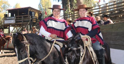 Las Berríos celebraron en la Primera Serie Libre del Nacional Femenino