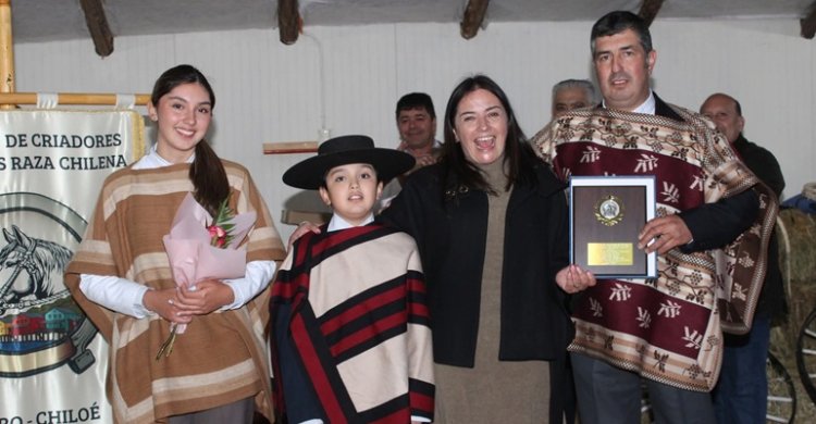 Javier Alvarez y los premios para Las Quebradas: Estoy feliz con nuestra nueva Asociación Castro-Chiloé